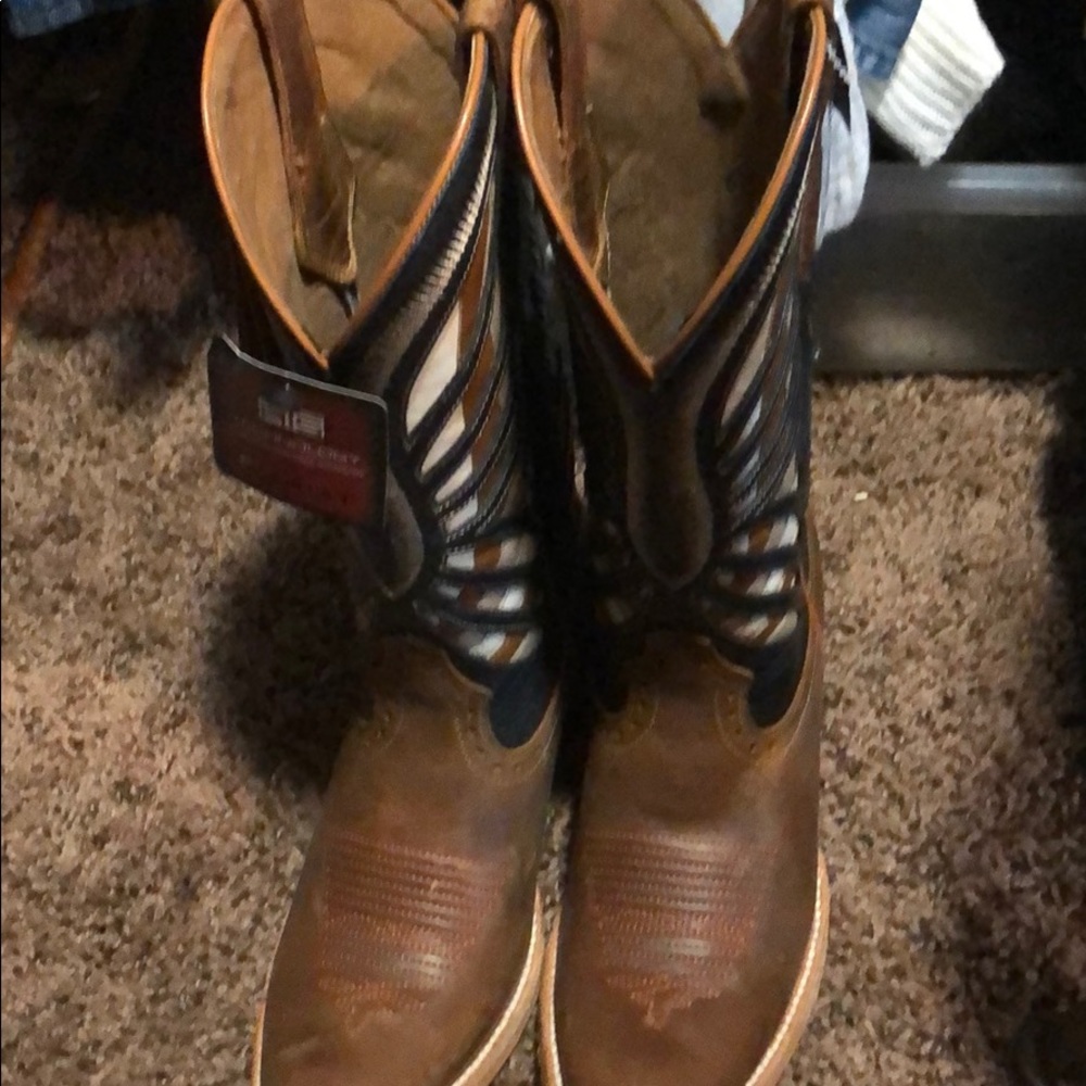 Ariat boot 6.5 brand new